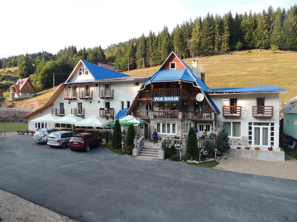 Vila Giulia Арьешени Экстерьер фото